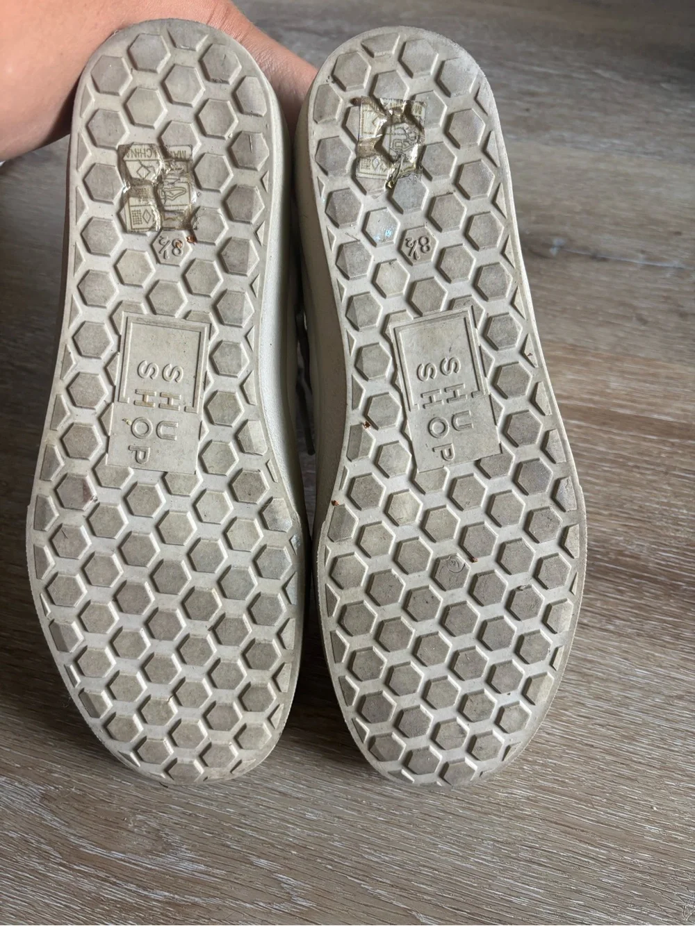 Kids Cream High-Top Sneakers with Pink Star Accent